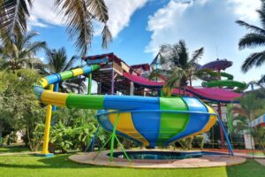 balneario con toboganes en vallarta